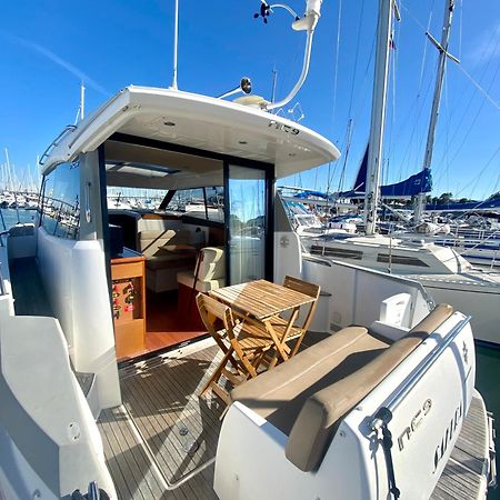 Une Nuit Insolite Sur Un Bateau Linge Et Menage Inclus - Boat Paradise La Rochelle La Rochelle  Exterior photo